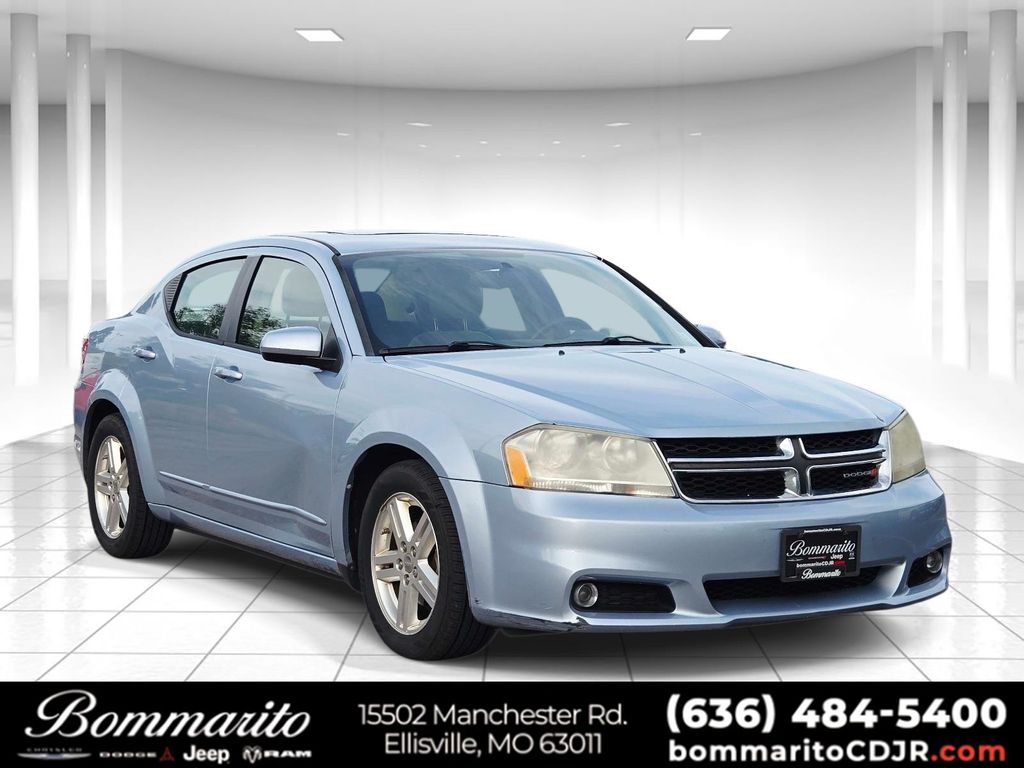 2013 Dodge Avenger SXT FWD