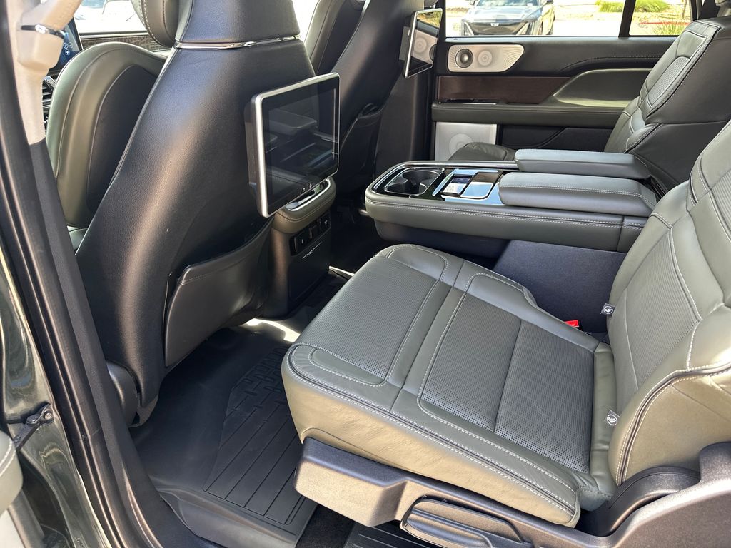 Used Car 2022 Lincoln Navigator L  Black Label For Sale Under $60,000 In Austin, Texas