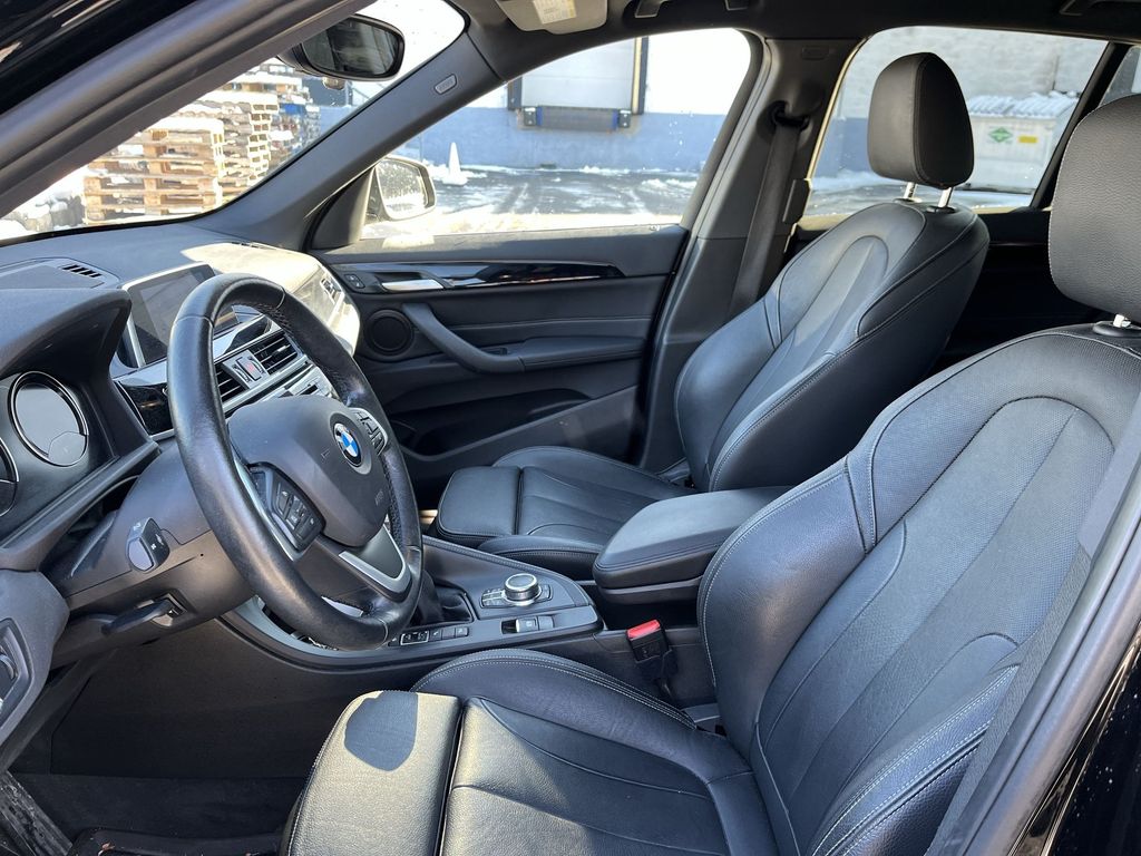 Thumbnail: 2018 BMW X1 - 11