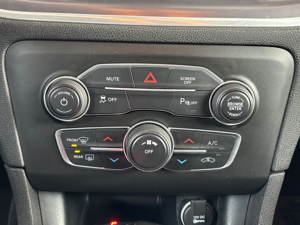 Thumbnail: 2021 Dodge Charger - 15