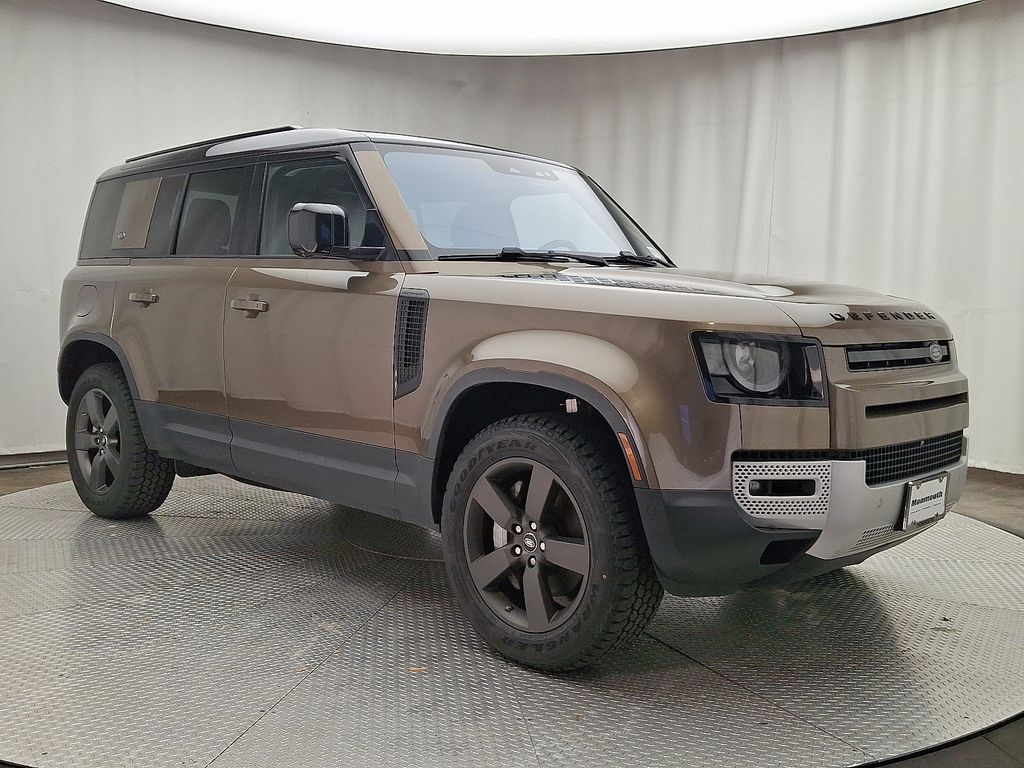 Thumbnail: 2020 Land Rover Defender - 3