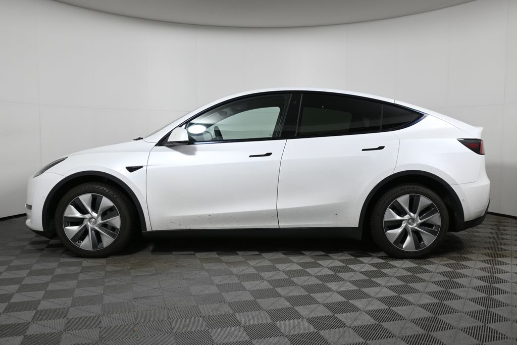 Thumbnail: 2022 Tesla Model Y - 2