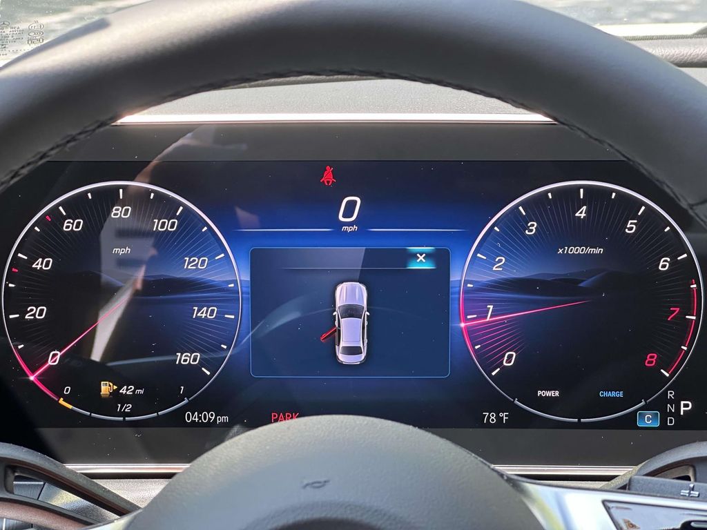 Thumbnail: 2025 Mercedes-Benz C-Class - 24