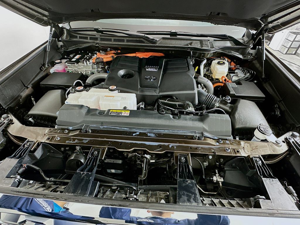 Thumbnail: 2025 Toyota Tundra - 30