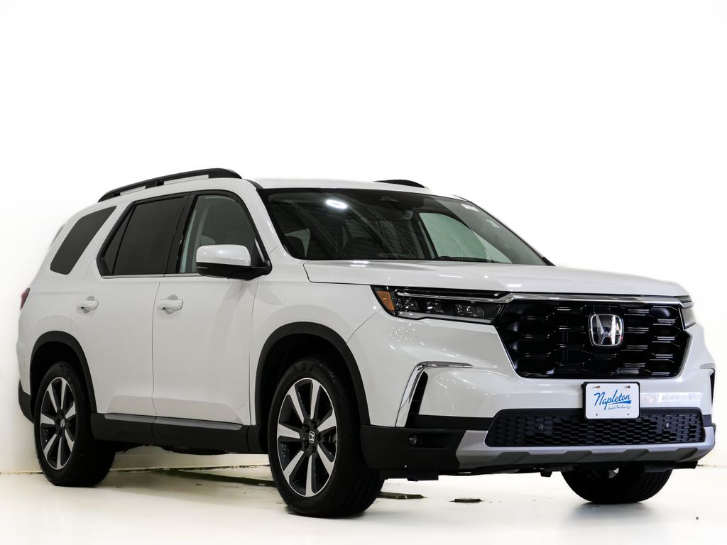 2025 Honda Pilot Touring AWD