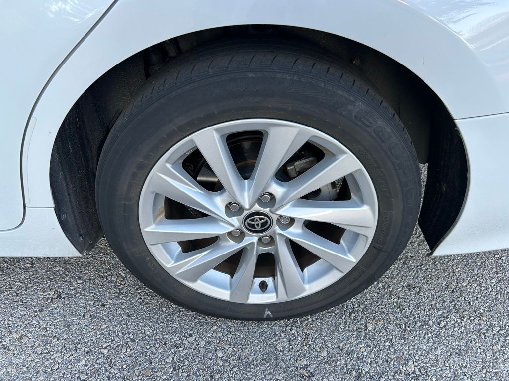 Thumbnail: 2024 Toyota Camry - 9