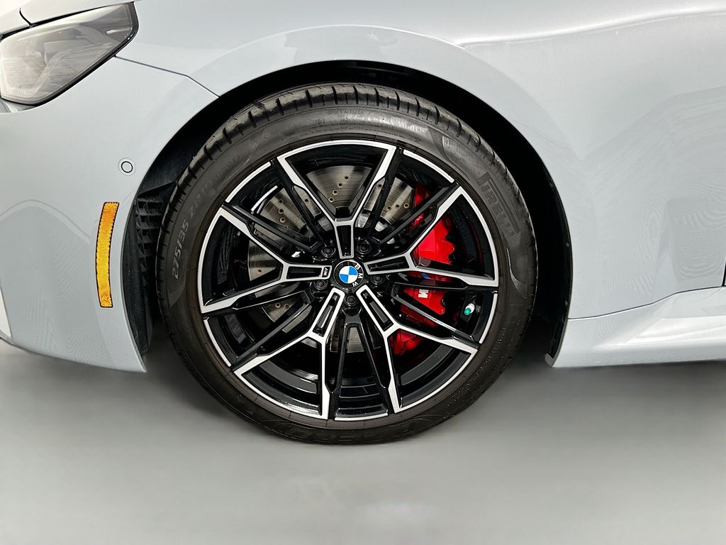 2024 BMW M2  31