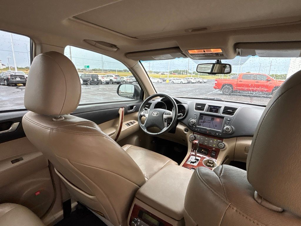 Used 2012 Toyota Highlander SUV