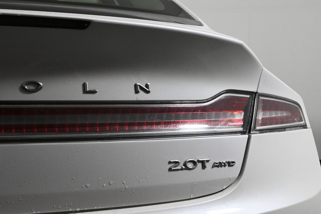 2020 Lincoln MKZ Reserve 14