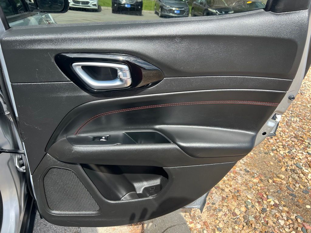 Used 2025 Jeep Compass SUV