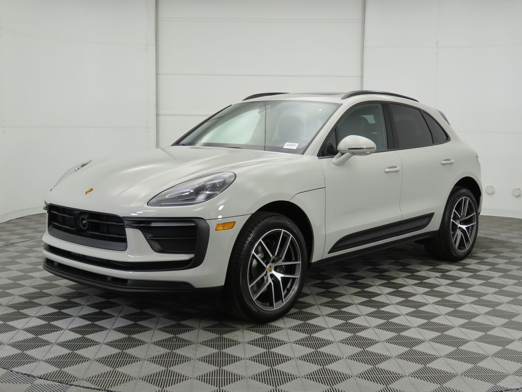 2024 Porsche Macan  -
                Phoenix, AZ