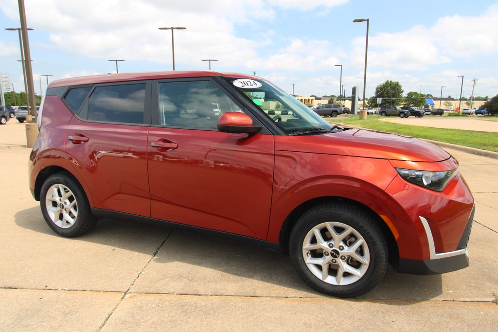 Used 2024 Kia Soul Hatchback