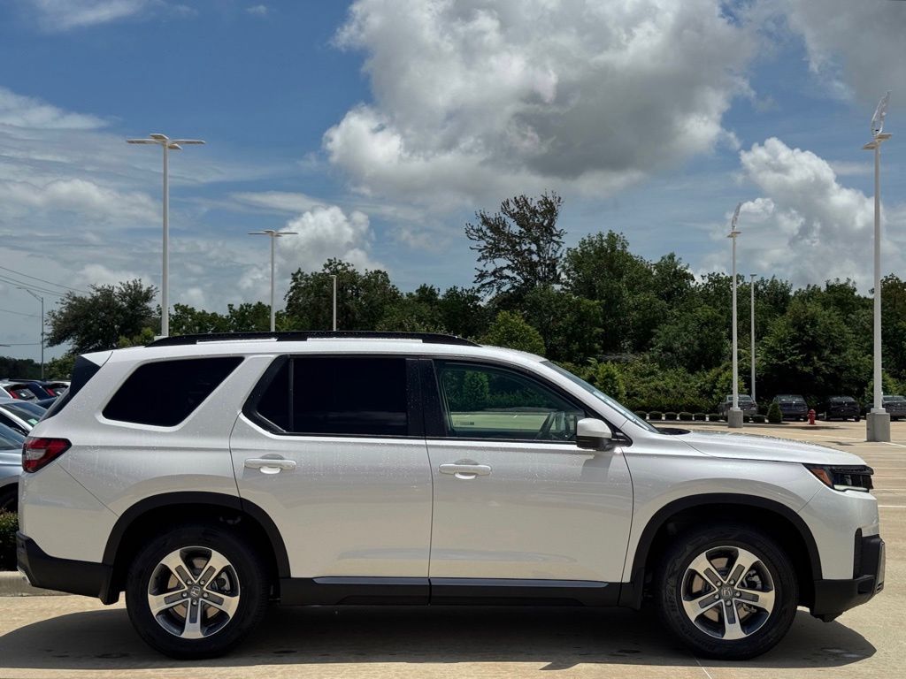 2026 Honda Pilot EX-L  at Community Honda