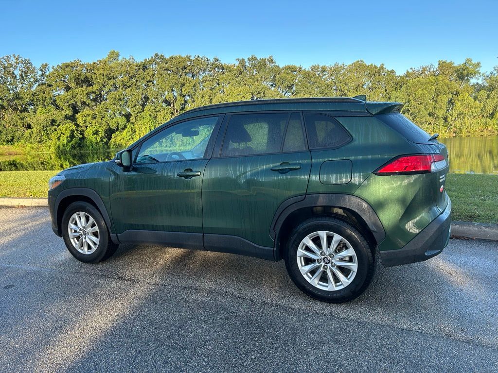 Thumbnail: 2022 Toyota Corolla Cross - 3