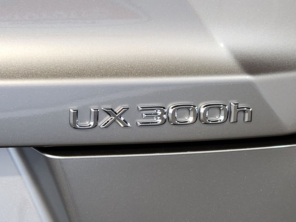 Thumbnail: 2026 Lexus UX - 11