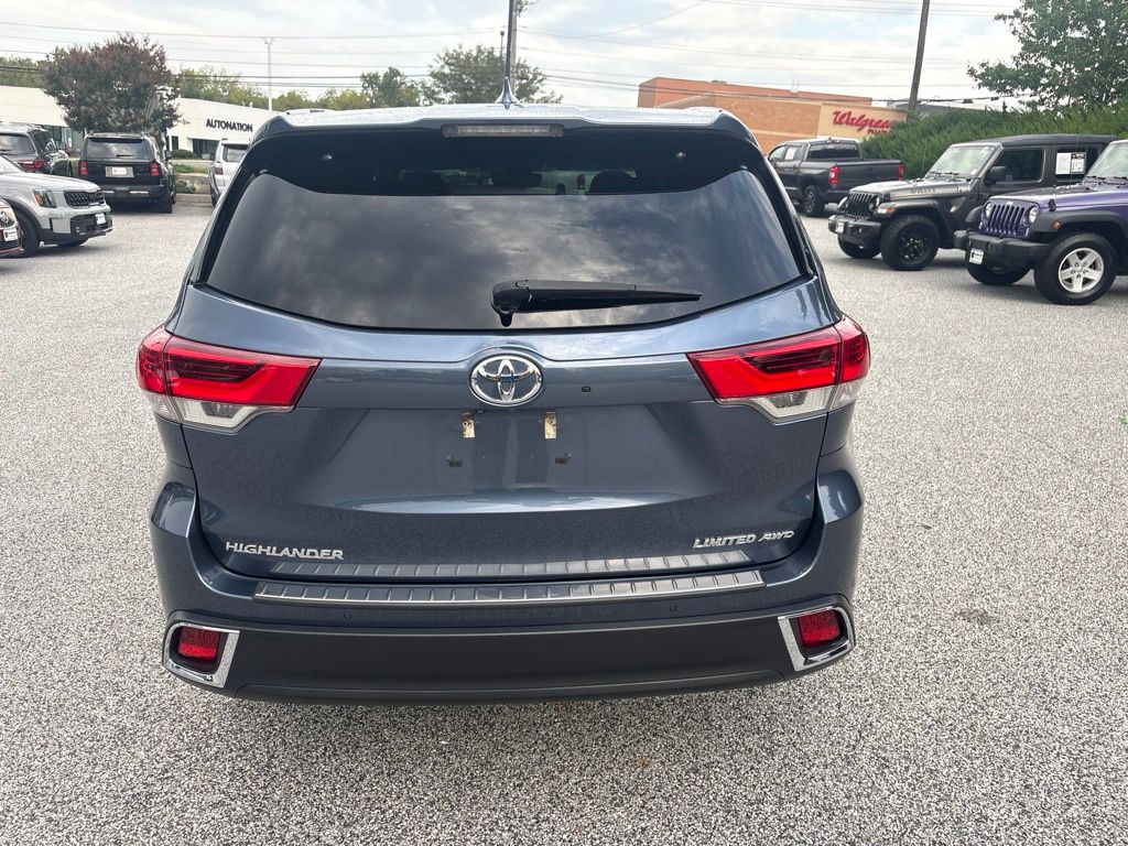 Used 2017 Blue Toyota Limited image 6