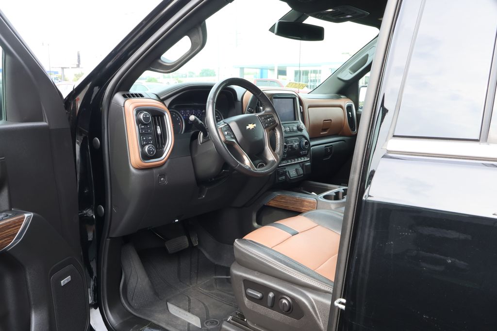 2022 Chevrolet Silverado 1500 High Country 11