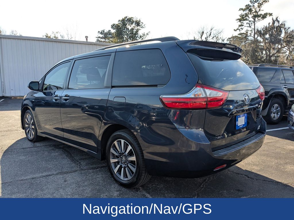 2018 Toyota Sienna XLE Premium 7 Passenger