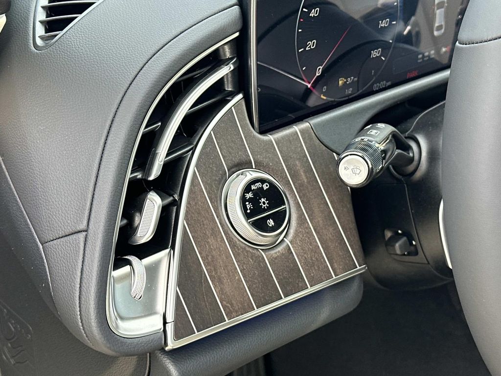 Thumbnail: 2026 Mercedes-Benz E-Class - 22