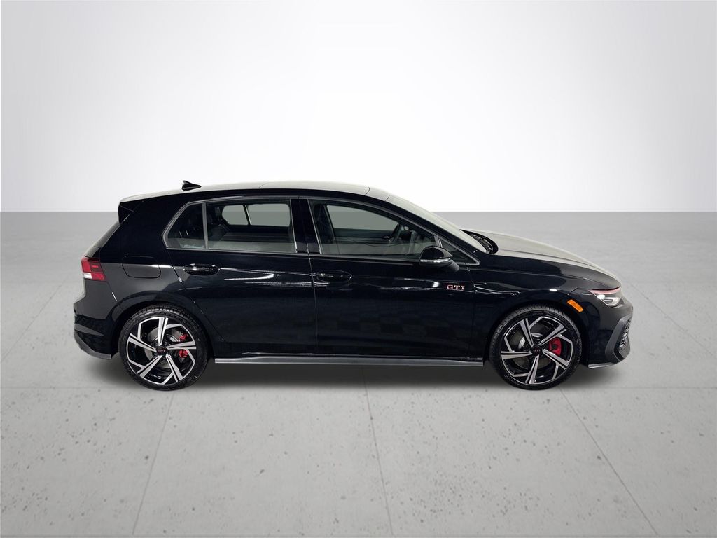 2026 Volkswagen Golf GTI SE