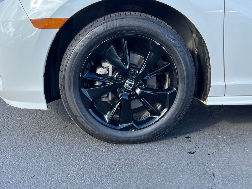 Thumbnail: 2023 Honda Odyssey - 6