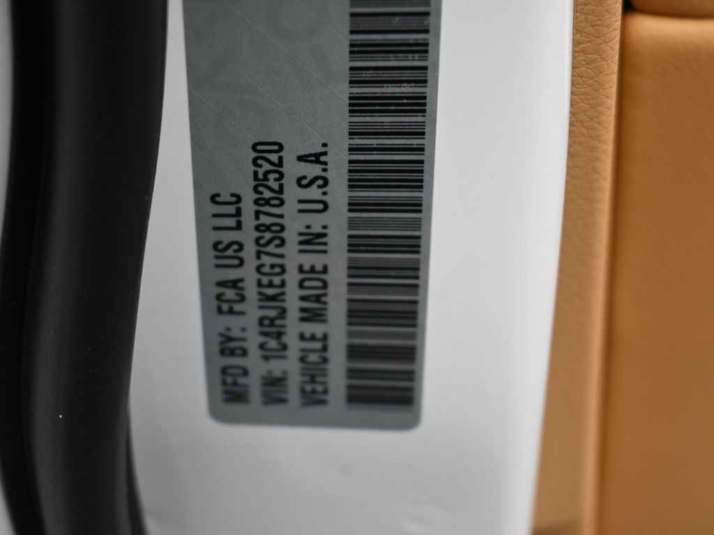 New 2025 Bright White Clearcoat Jeep Summit image 18