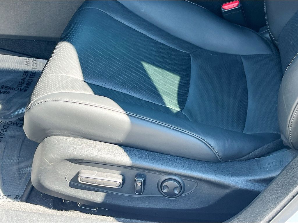 Used 2025  Honda Touring image 19