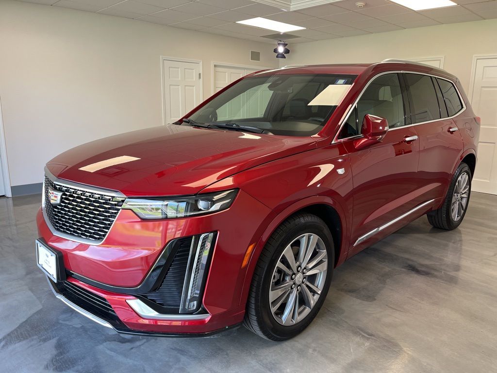 used 2025 Cadillac XT6 car, priced at $52,995