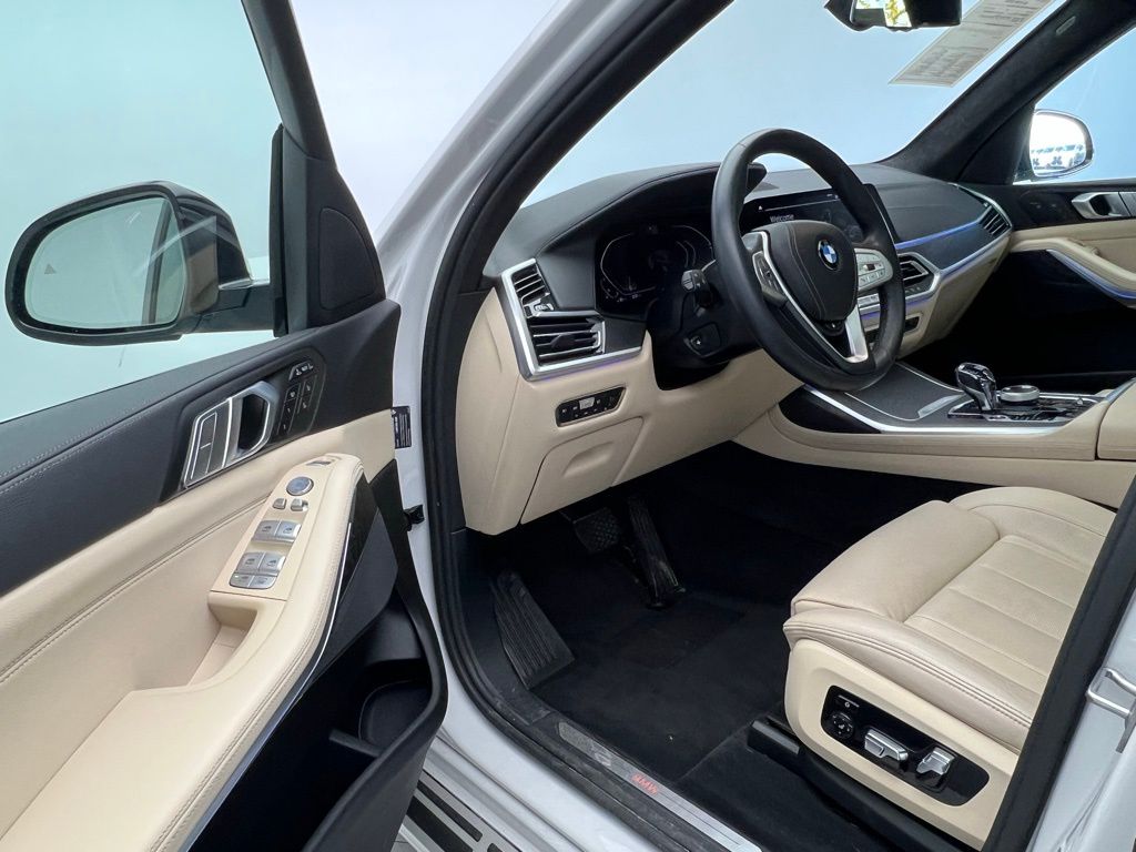 Thumbnail: 2022 BMW X7 - 23