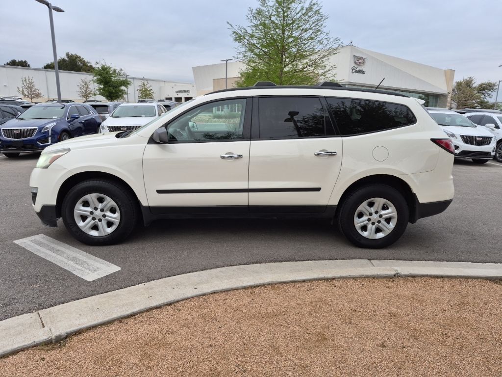 Used Car 2015 Chevrolet Traverse  Ls For Sale Under $10,000 In Austin, Texas