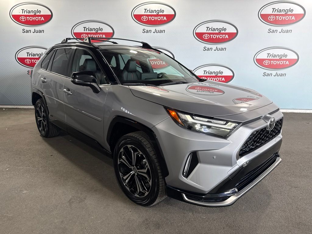 Thumbnail: 2025 Toyota RAV4 - 3