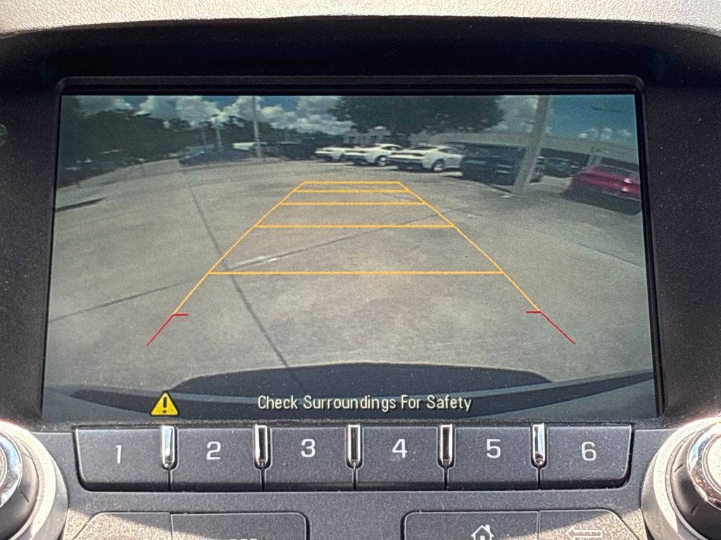 Used 2016 White GMC SLE-2 image 24