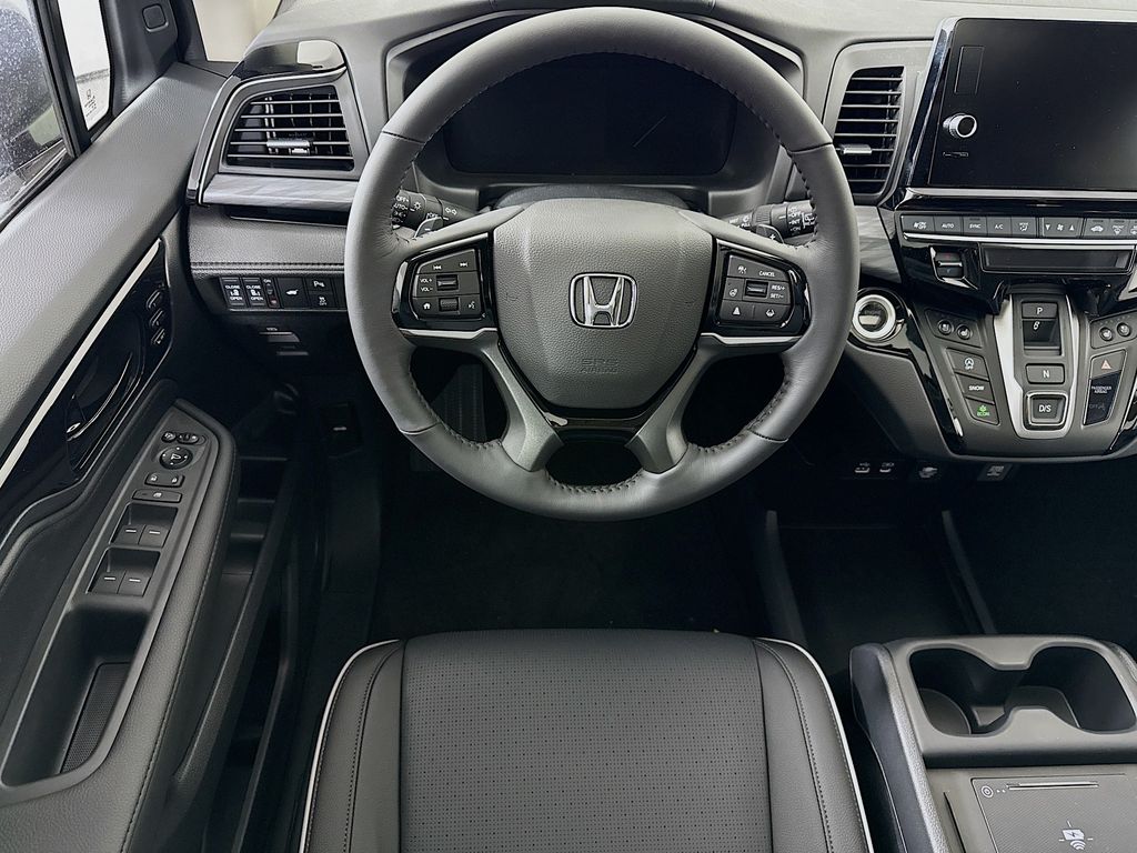 Thumbnail: 2026 Honda Odyssey - 10