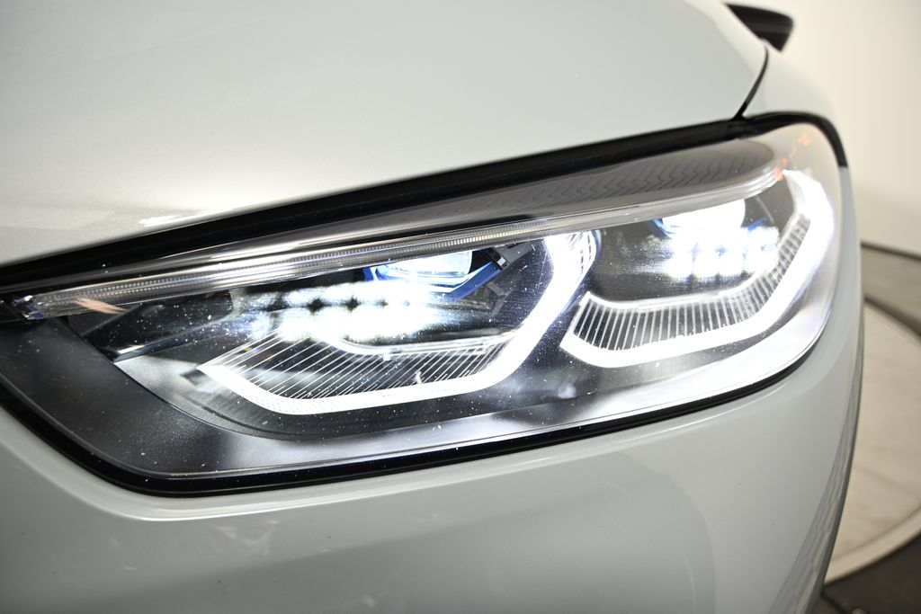 Thumbnail: 2023 BMW M8 - 17