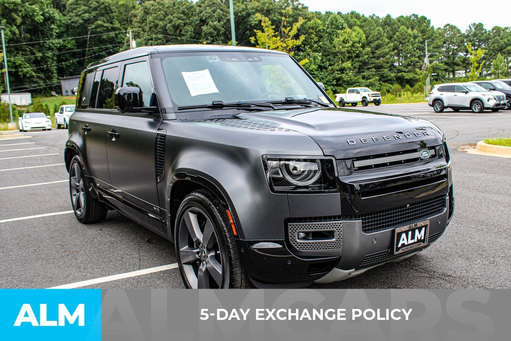Used 2023 Gray Land Rover Carpathian Edition image 3