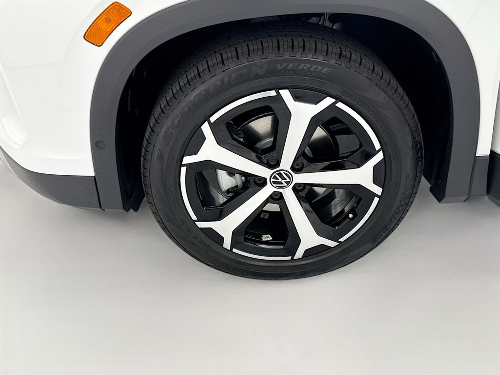 Thumbnail: 2026 Volkswagen Tiguan - 28
