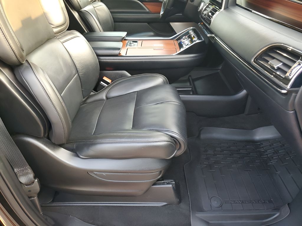Used Car 2018 Lincoln Navigator L  Reserve For Sale Under $40,000 In Austin, Texas