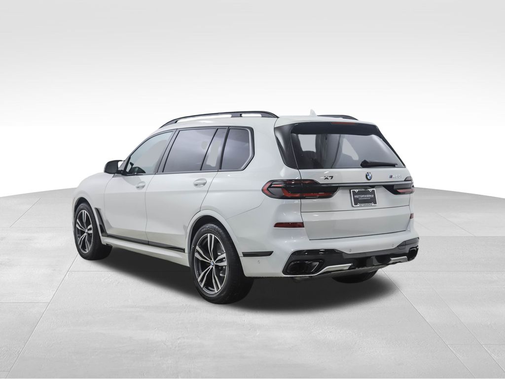 Thumbnail: 2025 BMW X7 - 3