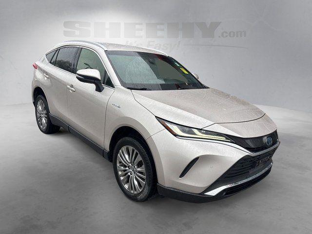 Used 2021 Silver Toyota XLE image 2