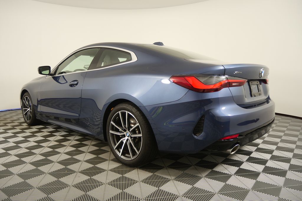 Thumbnail: 2025 BMW 4 Series - 6