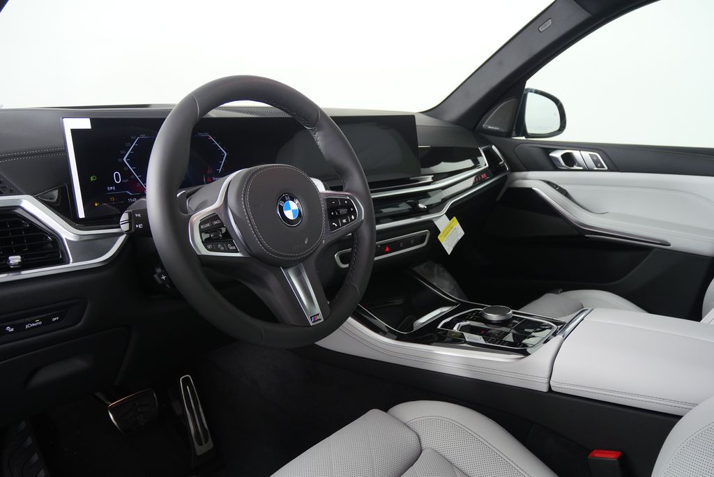 Thumbnail: 2026 BMW X5 - 13