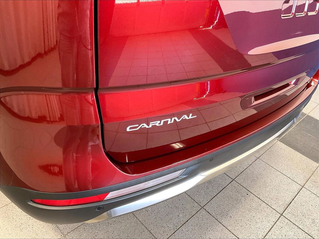 2023 Kia Carnival — photo 29