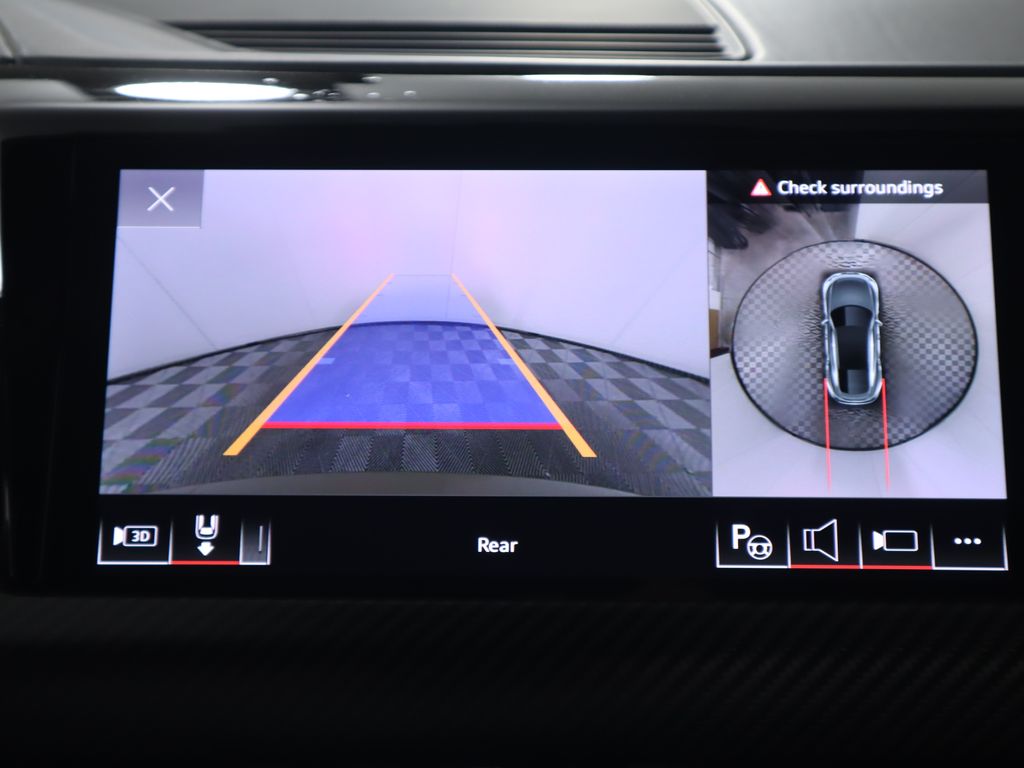 Thumbnail: 2022 Audi RS e-tron GT - 16