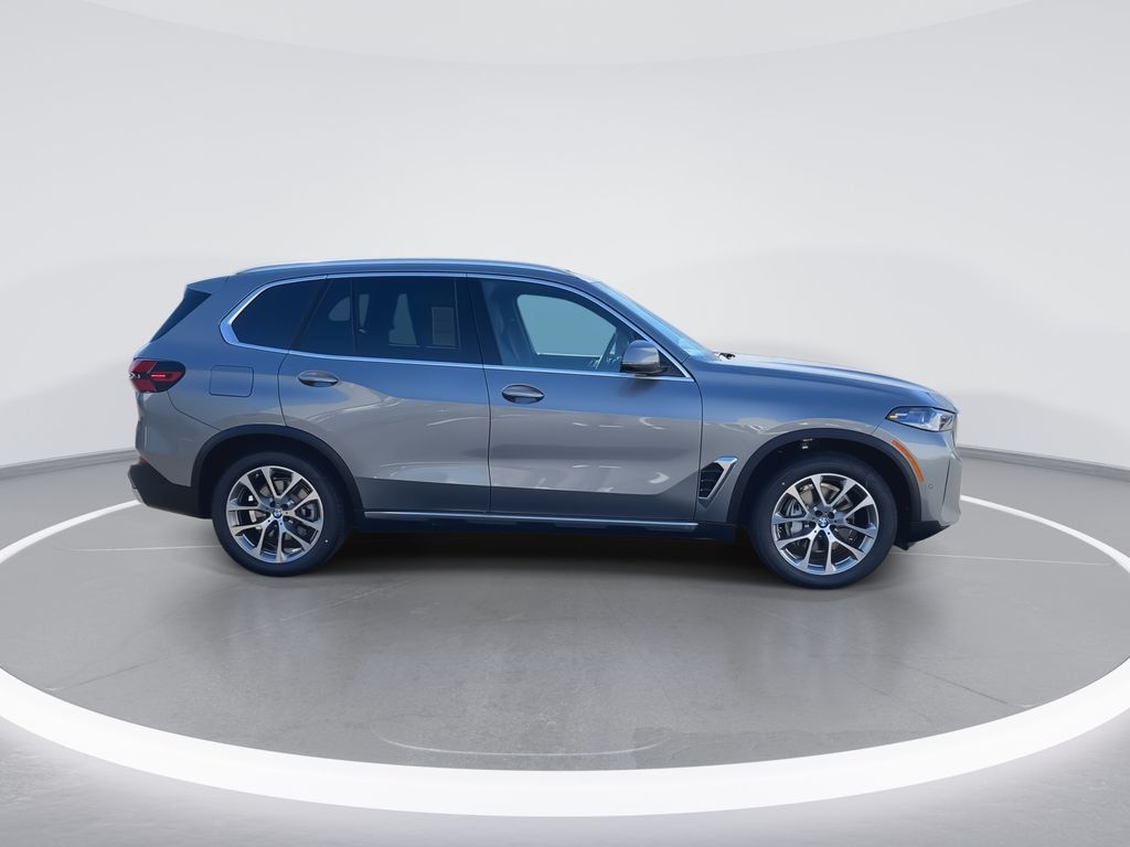 Thumbnail: 2026 BMW X5 - 9