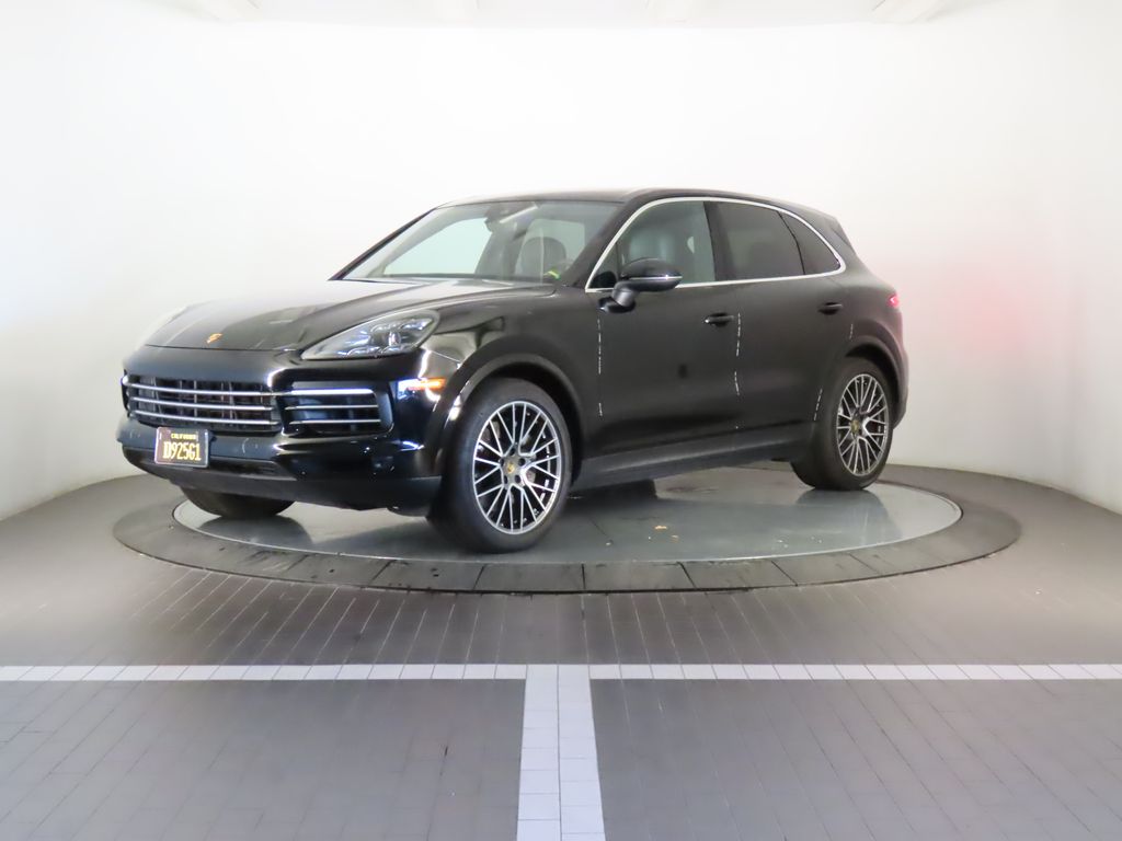 Thumbnail: 2021 Porsche Cayenne - 1
