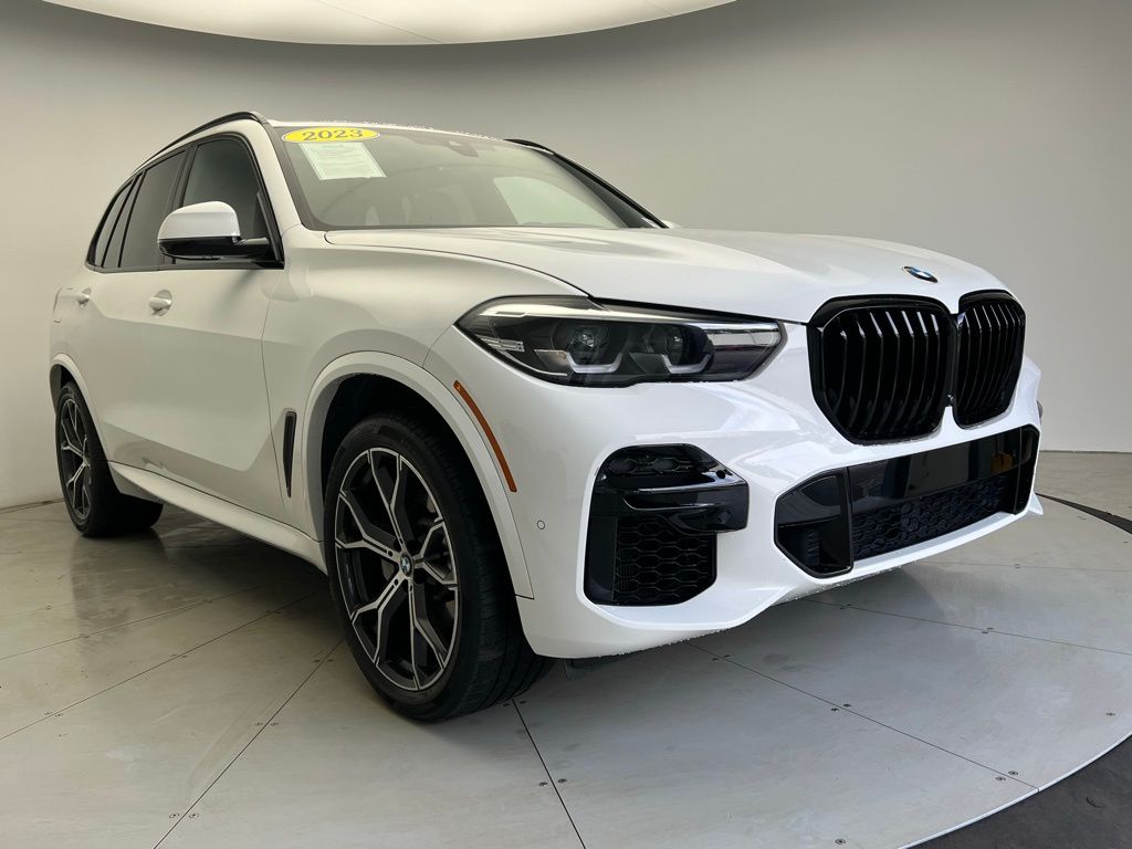 Thumbnail: 2023 BMW X5 - 2