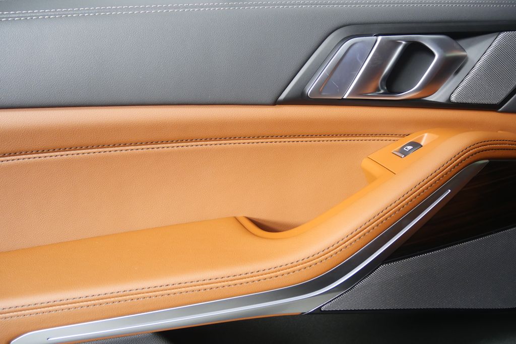 Thumbnail: 2026 BMW X5 - 14