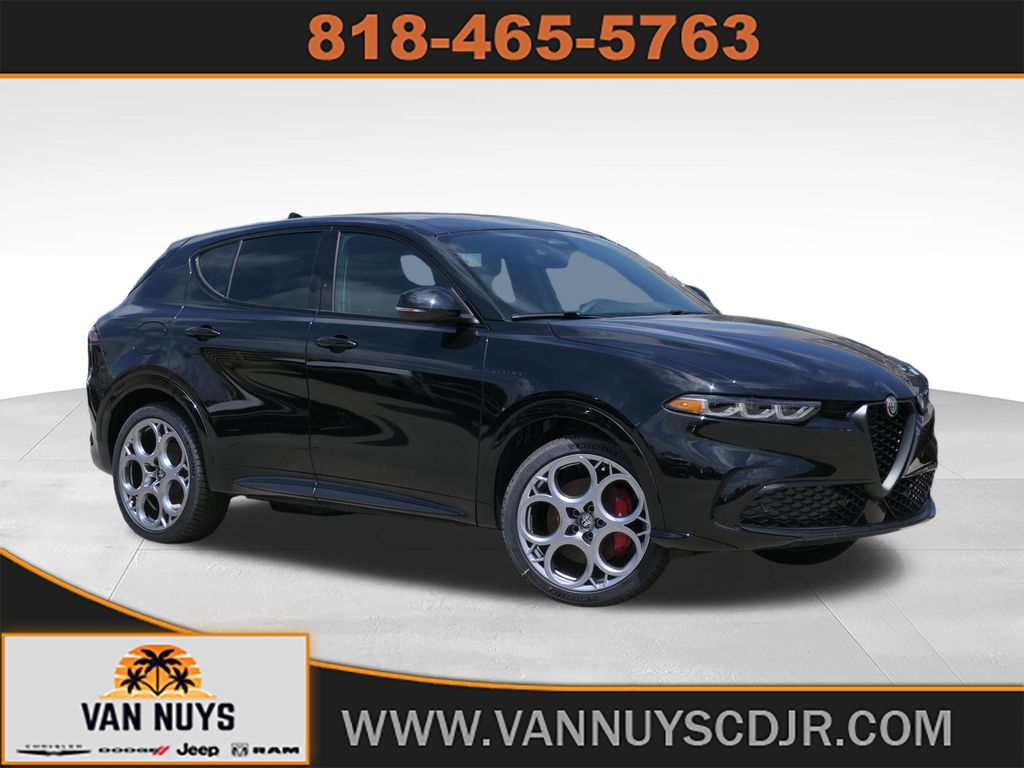 Black 2025 Alfa Romeo Tonale Hybrid All-Wheel Drive 6-Speed Automatic