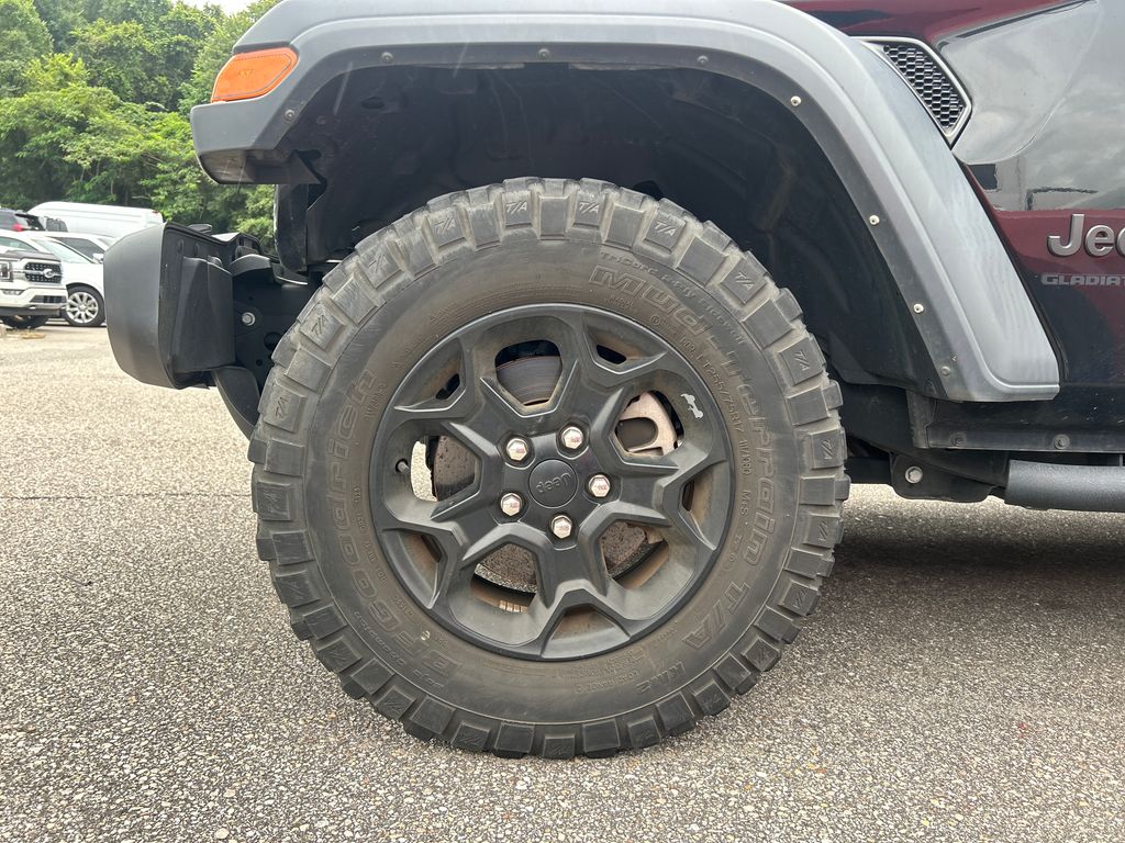 Certified Used 2023 Black Jeep Sport image 7