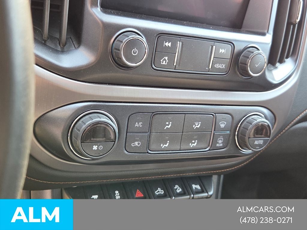 Used 2021 Black GMC AT4 w/Leather image 20